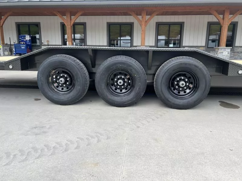 new Equipment / Flatbed Trailers MAXX-D  for sale, in Irwin, PA Thumbnail 25