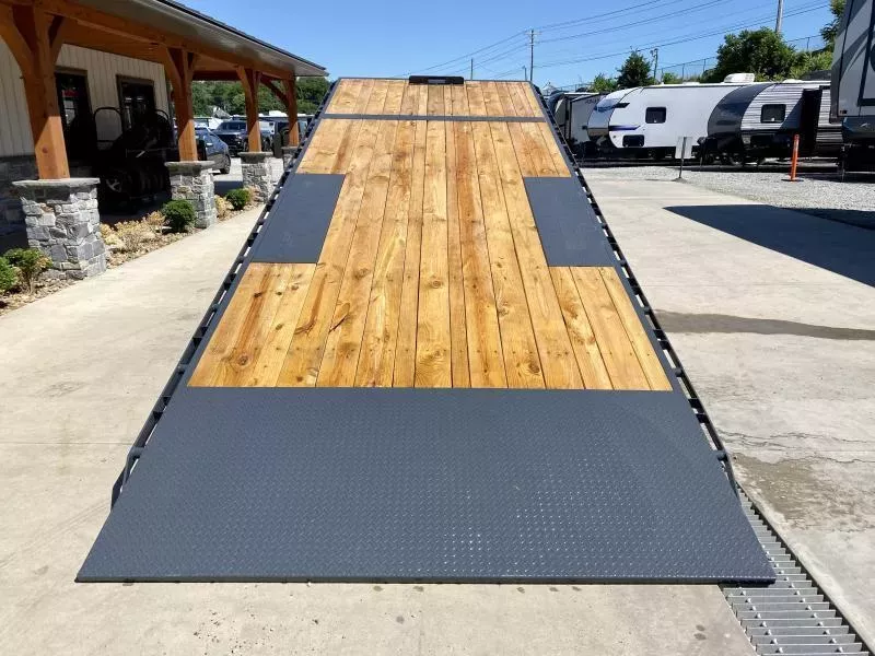new Equipment / Flatbed Trailers Lamar Trailers  for sale, in Evans City, PA Thumbnail 4