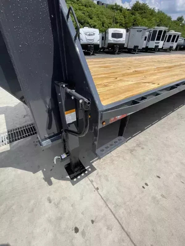 new Equipment / Flatbed Trailers Lamar Trailers  for sale, in Evans City, PA Thumbnail 14