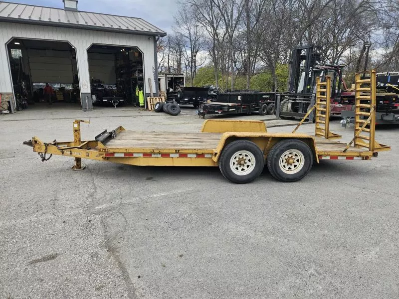 2004  Trade In Equipment Trailer