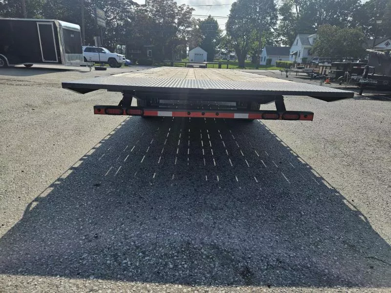 used Equipment / Flatbed Trailers Lamar Trailers  for sale, in Carlisle, PA Thumbnail 6