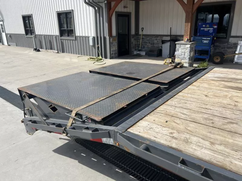 used Equipment / Flatbed Trailers Lamar Trailers  for sale, in Irwin, PA Thumbnail 12