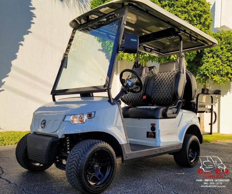 2022 Epic Carts by ICON E40 Pearl White Golf Cart 2022 Epic Carts by ICON E40 Pearl White Golf Cart