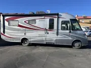 used Camper / RV Winnebago  for sale, in Saint George, UT Thumbnail 2