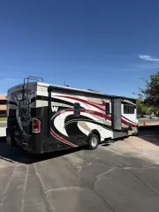 used Camper / RV Winnebago  for sale, in Saint George, UT Thumbnail 2
