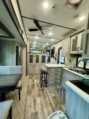 used Fifth Wheel Trailers Keystone RV Montana High Country for sale, in Harrisville, NH Thumbnail 4