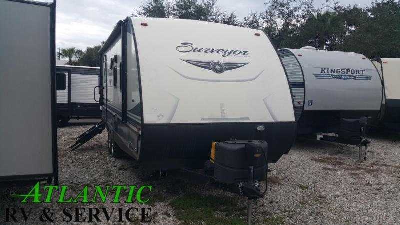 2018 Forest River Inc. Surveyor Family Coach 241RBLE Travel Trailer RV 2018 Forest River Inc. Surveyor Family Coach 241RBLE Travel Trailer RV
