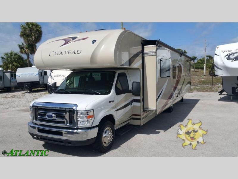 Used 2016 Thor Motor Coach Chateau 31W Used 2016 Thor Motor Coach Chateau 31W