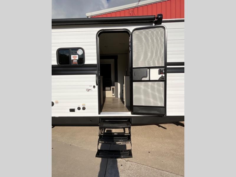 new Travel Trailers Shasta Shasta for sale, in Rockport, TX Thumbnail 5