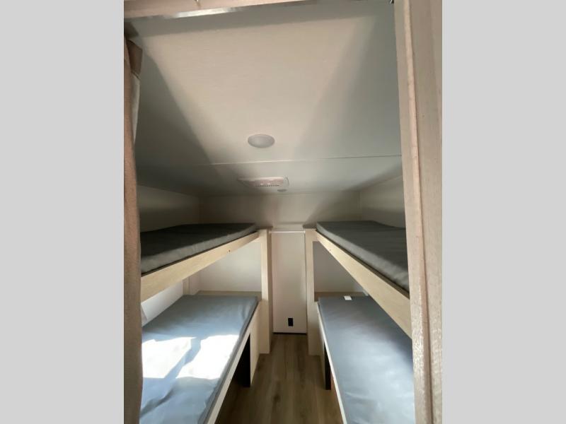 new Travel Trailers Shasta Shasta for sale, in Rockport, TX Thumbnail 9