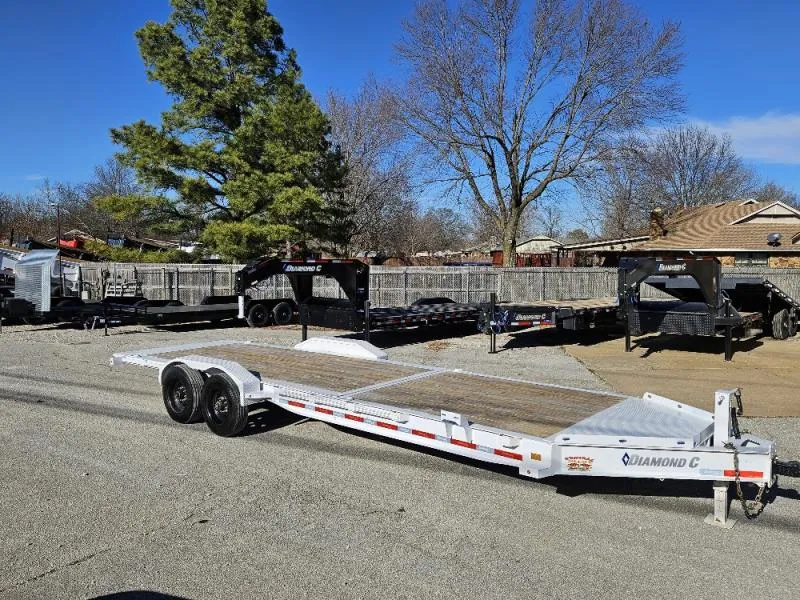 2024 Diamond C Trailers Diamond C HDT-210 Hydraulic Tilt Trailer 24'X82"