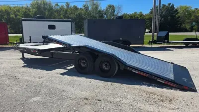 2027 Diamond C Trailers HXD-210 (19610) 24' x 102" Pro Tilt - 6' Stationary / 18' Tilt