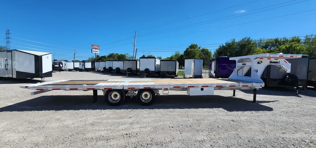 used Equipment / Flatbed Trailers Diamond C Trailers  for sale, in Broken Arrow, OK Thumbnail 27