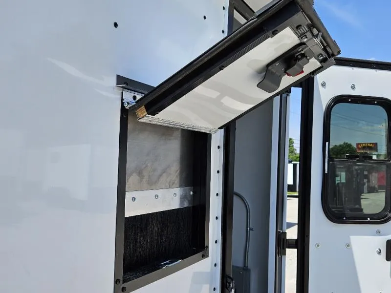 new Office / Fiber Optic Trailers Cargo Craft  for sale, in Broken Arrow, OK Thumbnail 8