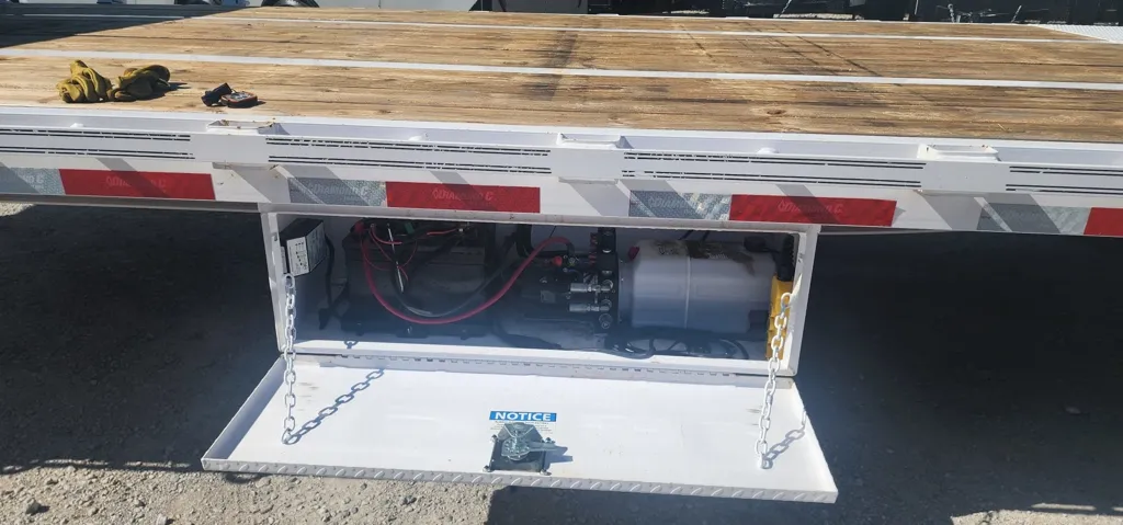 used Equipment / Flatbed Trailers Diamond C Trailers  for sale, in Broken Arrow, OK Thumbnail 13