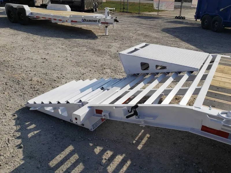 used Equipment / Flatbed Trailers Diamond C Trailers  for sale, in Broken Arrow, OK Thumbnail 7