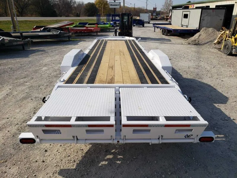 2024 Diamond C Trailers Diamond C LPX-210 Heavy Duty Equipment Trailer (95373) 24'X82" Lowboy