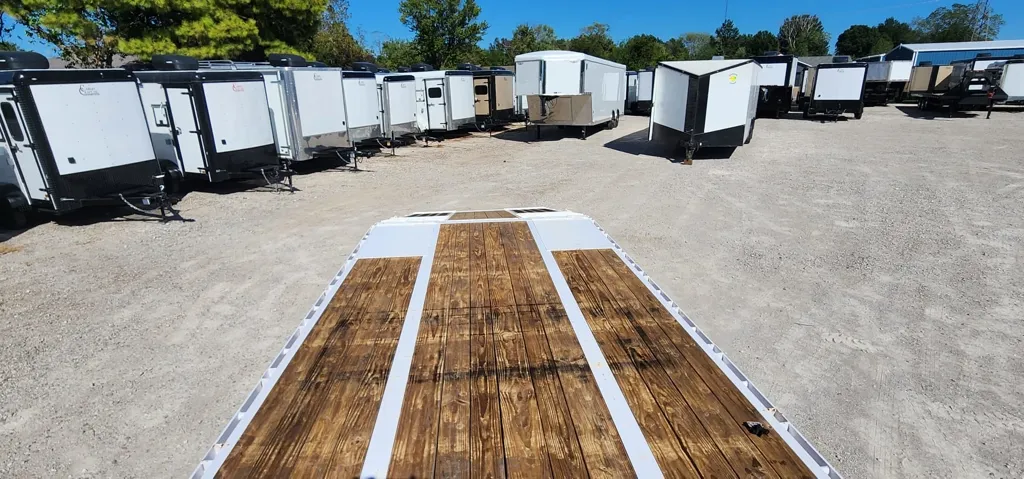 used Equipment / Flatbed Trailers Diamond C Trailers  for sale, in Broken Arrow, OK Thumbnail 6