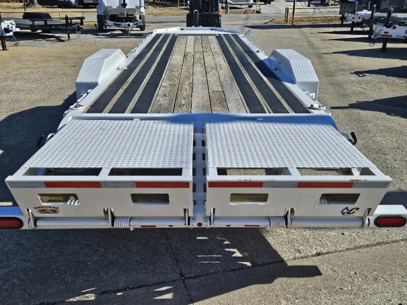 used Equipment / Flatbed Trailers Diamond C Trailers  for sale, in Broken Arrow, OK Thumbnail 3