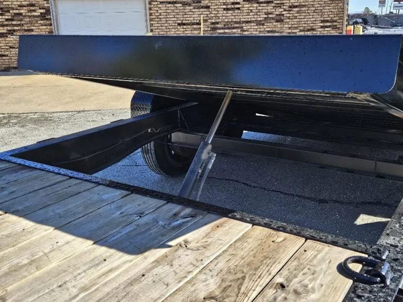 used Tilt Trailers Diamond C Trailers  for sale, in Broken Arrow, OK Thumbnail 16