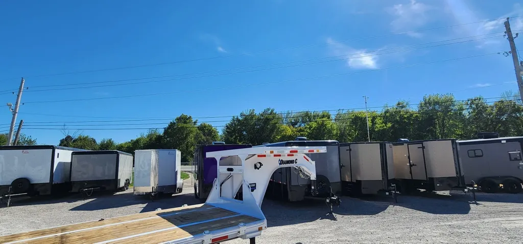used Equipment / Flatbed Trailers Diamond C Trailers  for sale, in Broken Arrow, OK Thumbnail 4