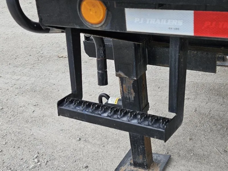 used Equipment / Flatbed Trailers PJ Trailers  for sale, in Broken Arrow, OK Thumbnail 14