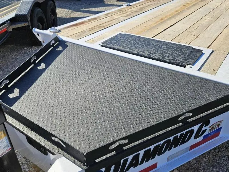 new Equipment / Flatbed Trailers Diamond C Trailers  for sale, in Broken Arrow, OK Thumbnail 5