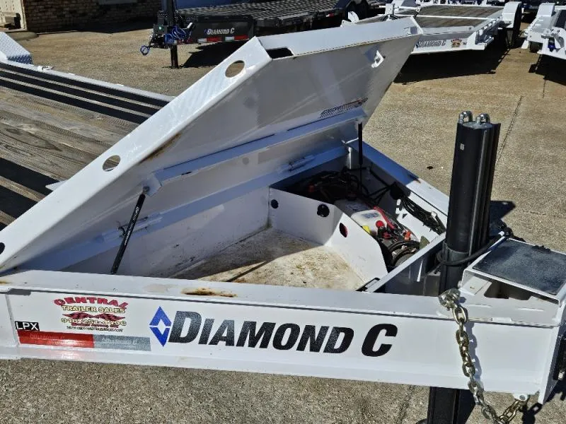 used Equipment / Flatbed Trailers Diamond C Trailers  for sale, in Broken Arrow, OK Thumbnail 9