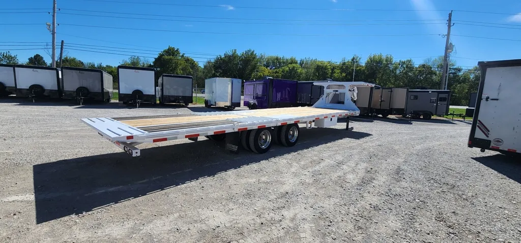 used Equipment / Flatbed Trailers Diamond C Trailers  for sale, in Broken Arrow, OK Thumbnail 26