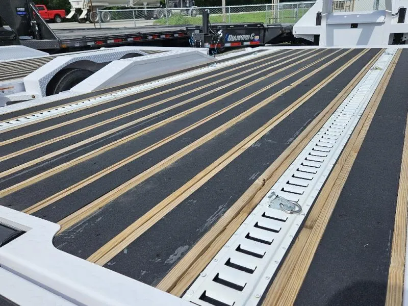 used Equipment / Flatbed Trailers Diamond C Trailers  for sale, in Broken Arrow, OK Thumbnail 7