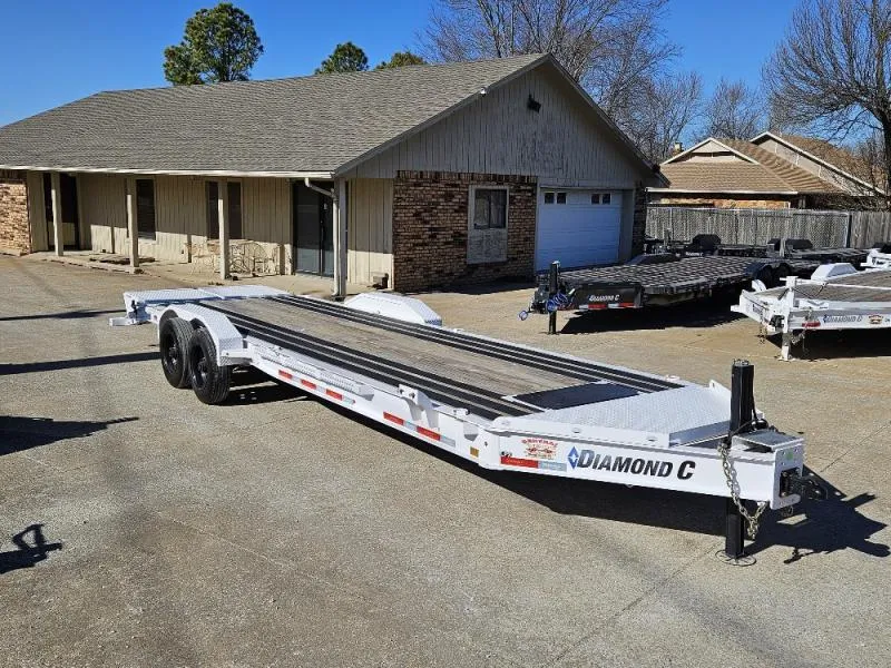 2024 Diamond C Trailers Diamond C LPX-210 Heavy Duty Equipment Trailer (95373) 24'X82" Lowboy