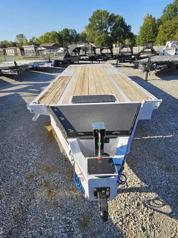 new Equipment / Flatbed Trailers Diamond C Trailers  for sale, in Broken Arrow, OK Thumbnail 3