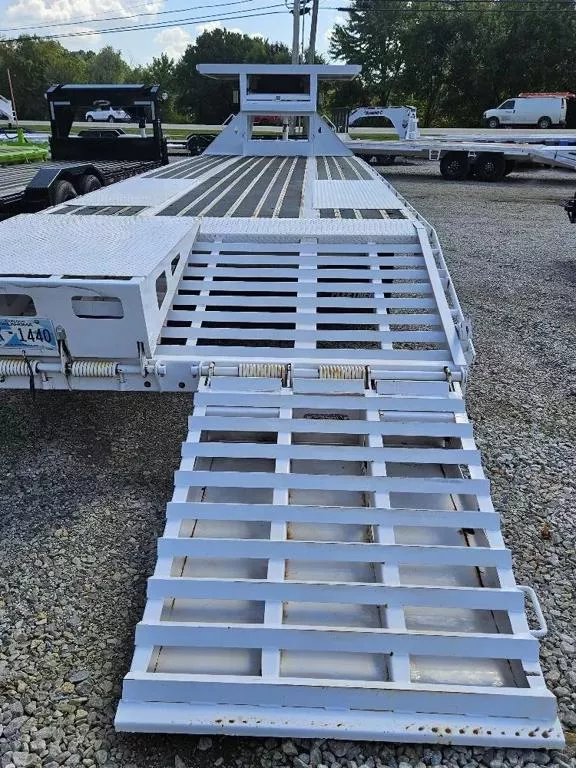 used Equipment / Flatbed Trailers Diamond C Trailers  for sale, in Broken Arrow, OK Thumbnail 21