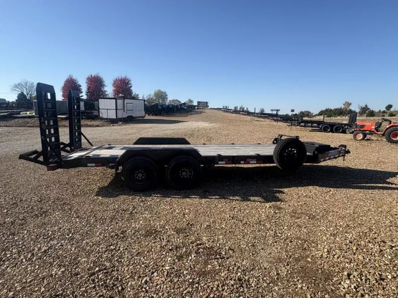 2022 Load Trail LOAD TRAIL 83X20 CARHAULER Flatbed Trailer