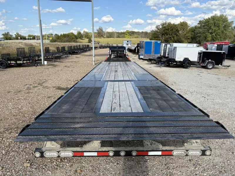 used Equipment / Flatbed Trailers MAXX-D  for sale, in Eugene, MO Thumbnail 3