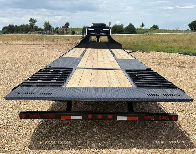 new Equipment / Flatbed Trailers Iron Bull  for sale, in Eugene, MO Thumbnail 3