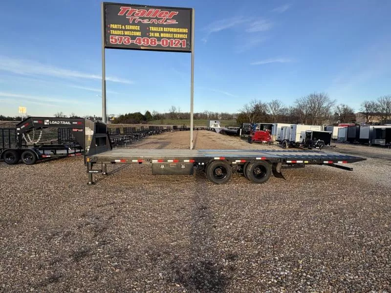 2026 Load Trail LOAD TRAIL 102X28 LOW PRO GOOSENECK DECKOVER Deckover Trailer