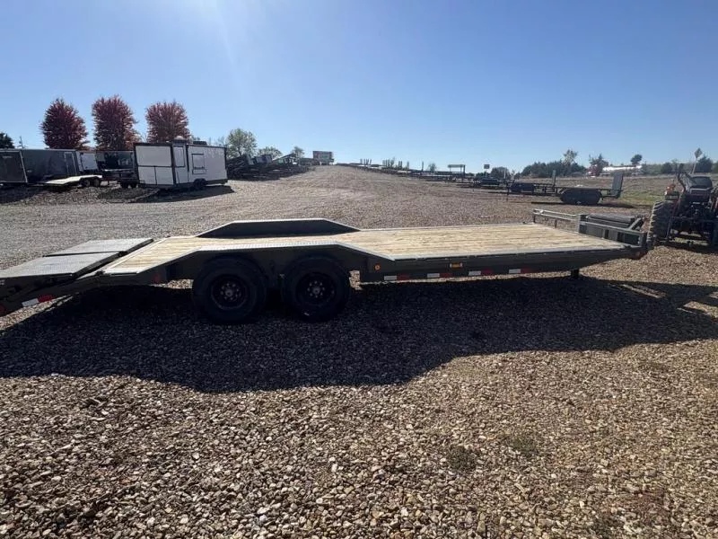 used Equipment / Flatbed Trailers PJ Trailers  for sale, in Eugene, MO Thumbnail 2