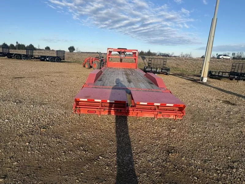 used Equipment / Flatbed Trailers PJ Trailers  for sale, in Eugene, MO Thumbnail 3