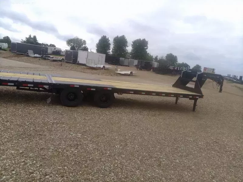 new Equipment / Flatbed Trailers Load Trail  for sale, in Eugene, MO Thumbnail 2