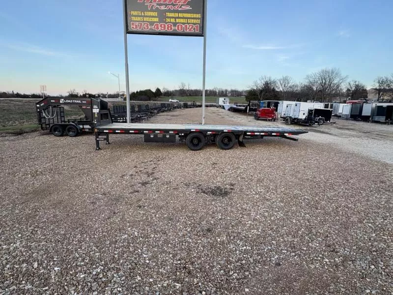 2026 Load Trail LOAD TRAIL 102X28 LOW PRO GOOSENECK DECKOVER Deckover Trailer