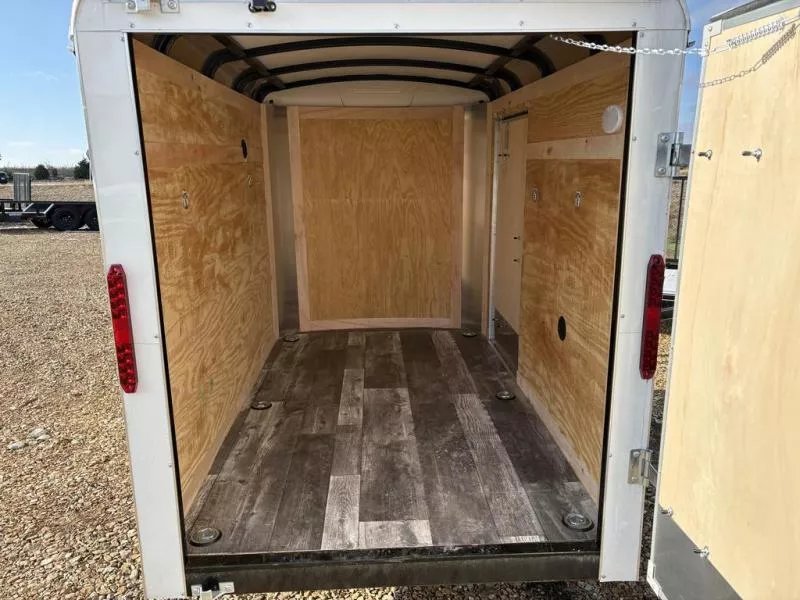 used Cargo (Enclosed) Trailers Homesteader Trailers  for sale, in Eugene, MO Thumbnail 3