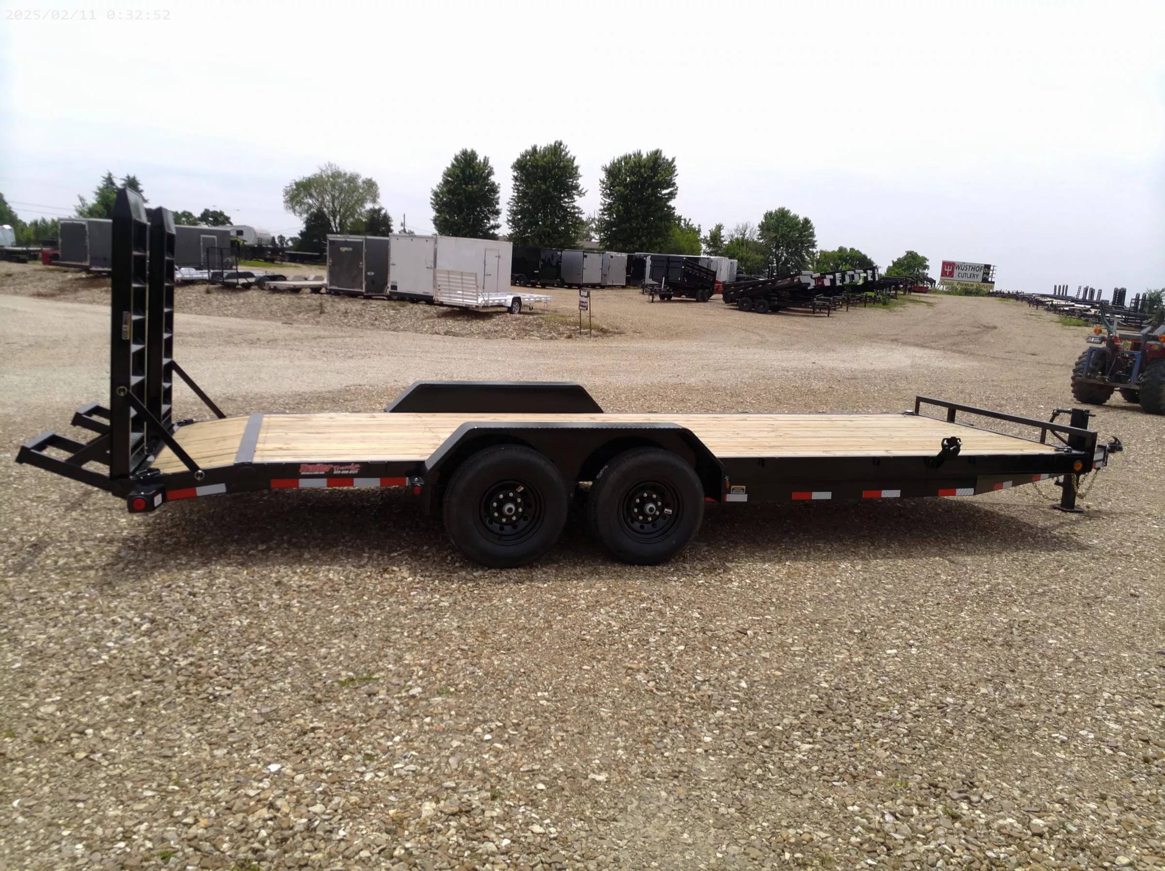 new Equipment / Flatbed Trailers Load Trail  for sale, in Eugene, MO Thumbnail 2