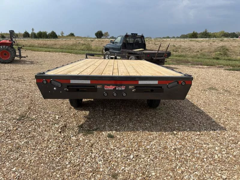 new Equipment / Flatbed Trailers Load Trail  for sale, in Eugene, MO Thumbnail 3