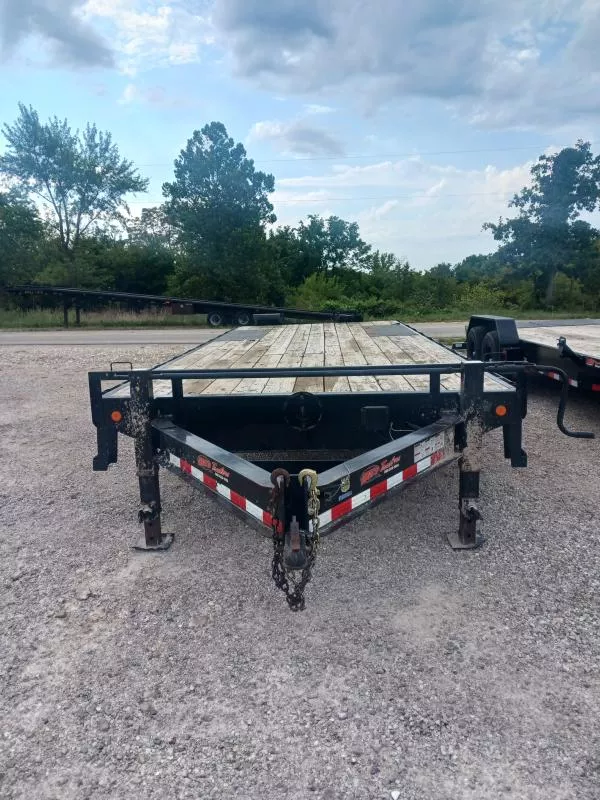 2017 Load Trail LOAD TRAIL 102X24 DECKOVER  Deckover Trailer