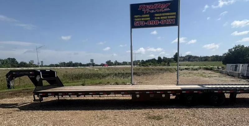 2025 Load Trail LOAD TRAIL 102X40 GOOSENECK DECKOVER HYDRAULIC DOVE Deckover Trailer