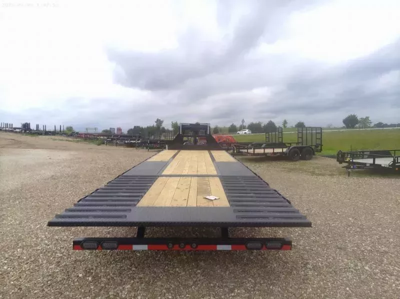 new Equipment / Flatbed Trailers Load Trail  for sale, in Eugene, MO Thumbnail 3