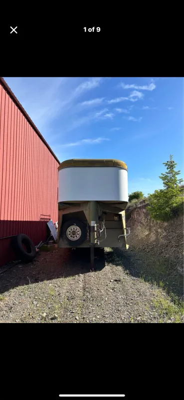 used Horse Trailers Charmac Trailers  for sale, in Rice, WA Thumbnail 4