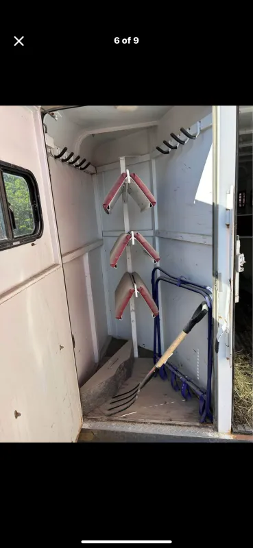 used Horse Trailers Charmac Trailers  for sale, in Rice, WA Thumbnail 3