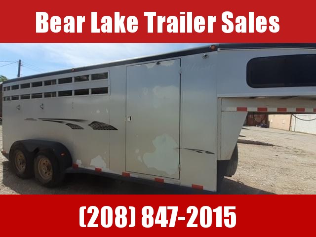 2003 Titan Classic Stock Combo Trailer 2003 Titan Classic Stock Combo Trailer